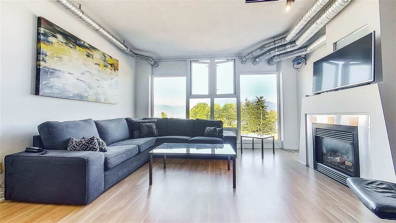 509-27 Alexander St