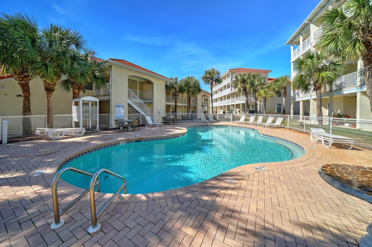 17462 FRONT BEACH Unit 52D