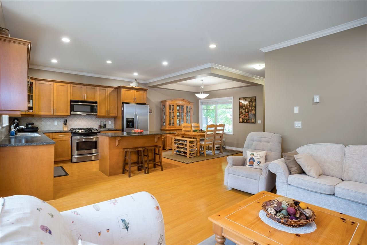 27-8717 159 St