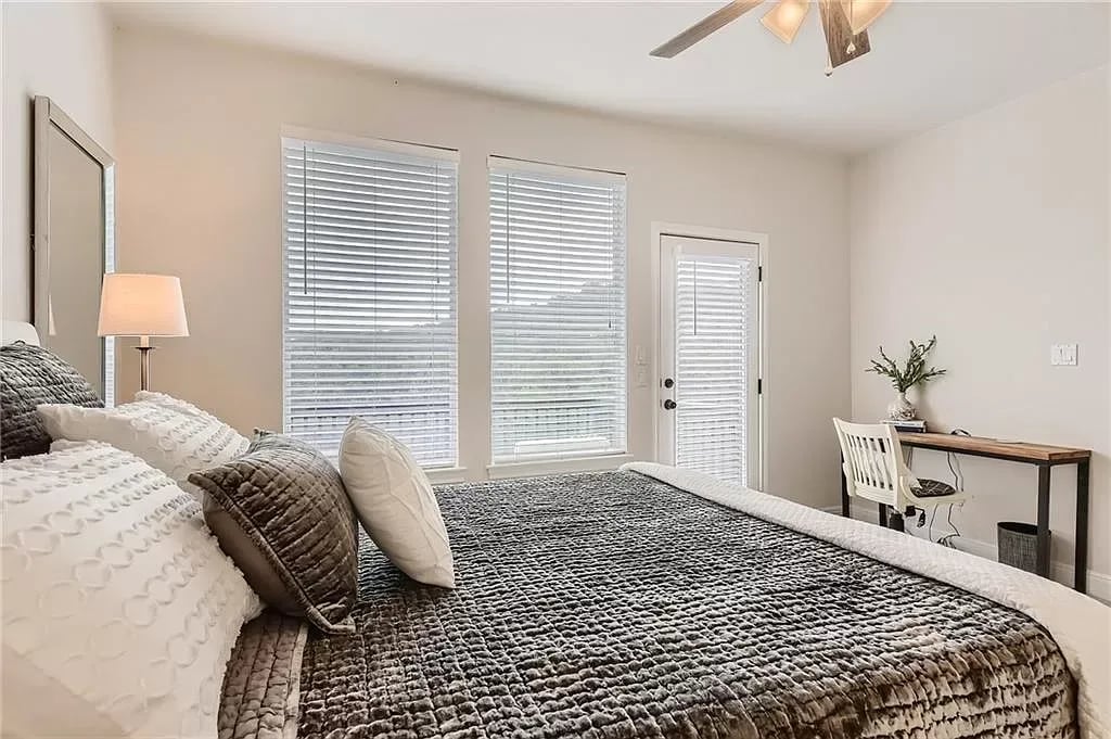 232 Sunrise Ridge Cv