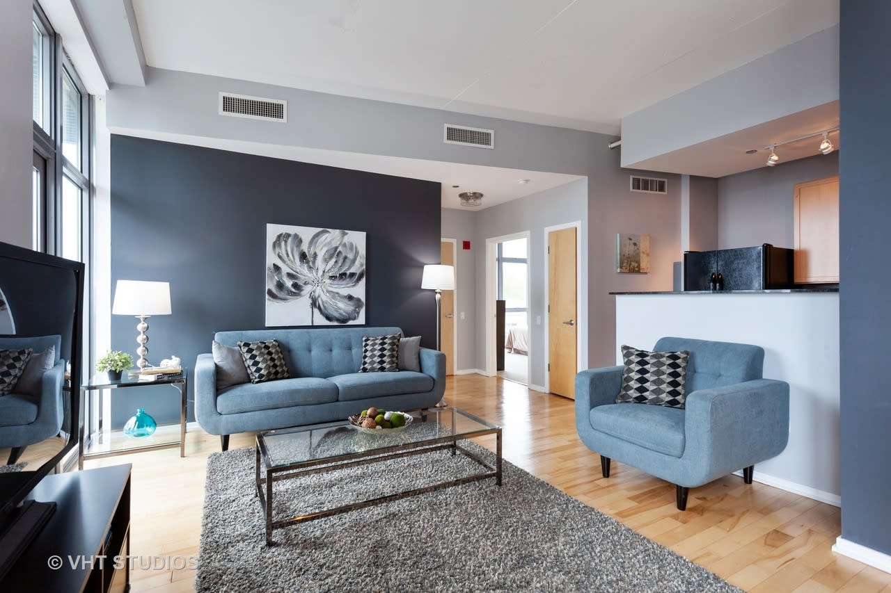 1000 W Leland Ave #5E 