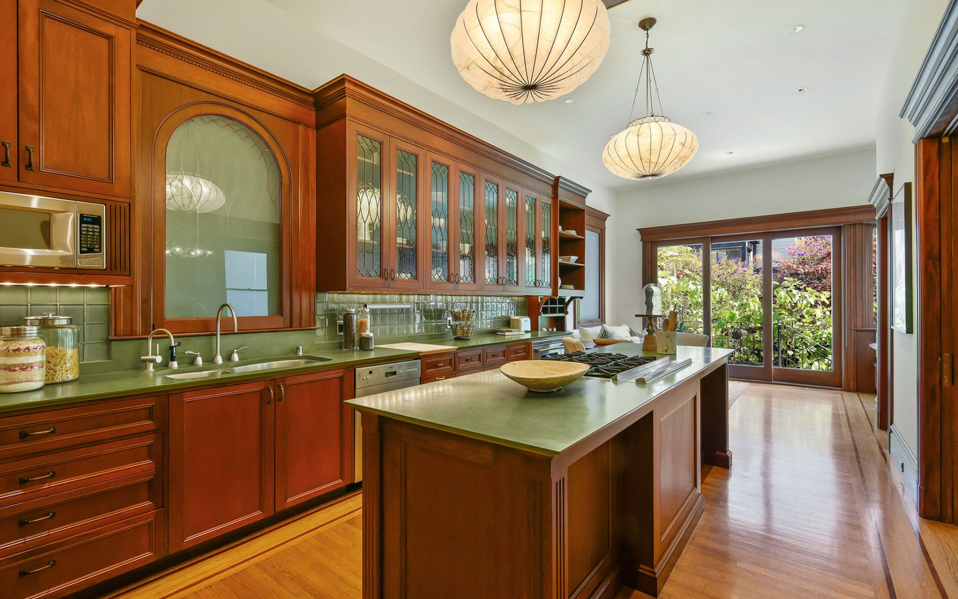Elegant Six Bedroom Victorian