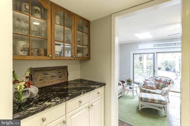 305 SAINT IVES