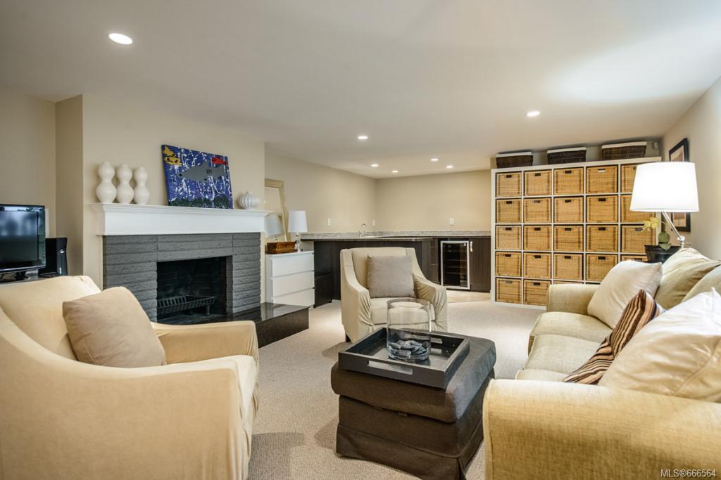 3155 Westdowne Rd, Oak Bay