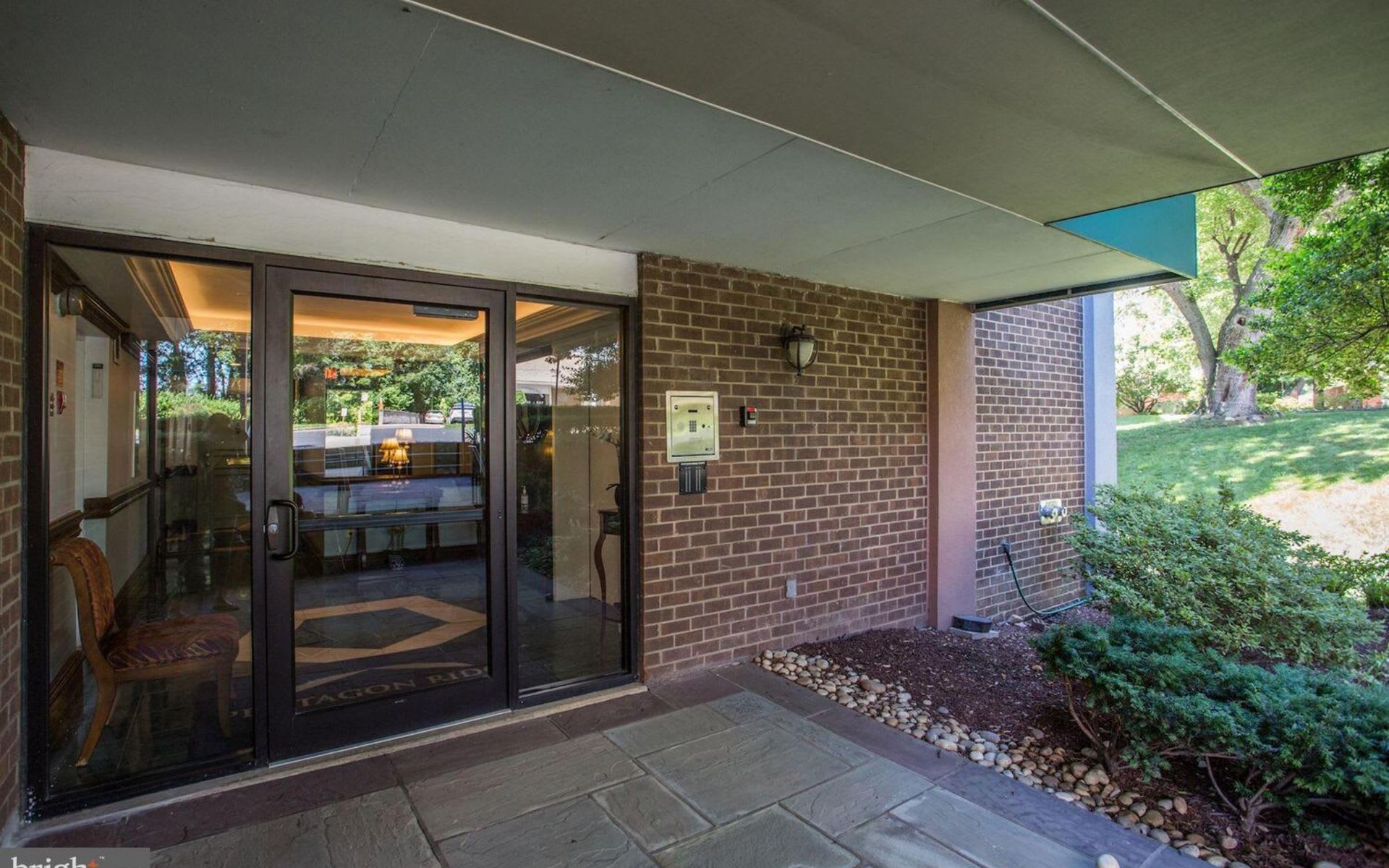 1515 S Arlington Rdg Rd, #305