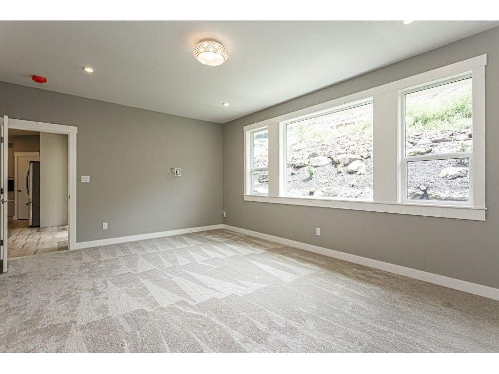 32-8295 Nixon Rd