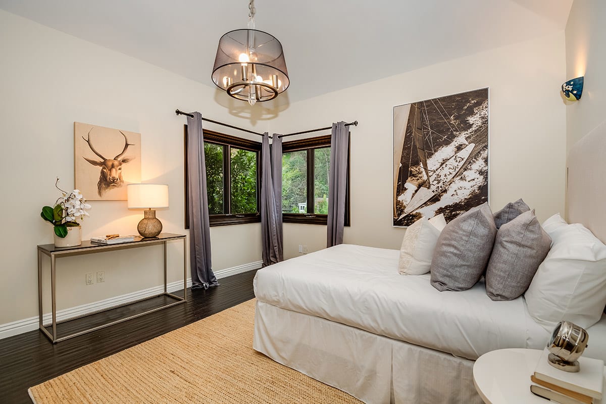 1600 Benedict Canyon Dr