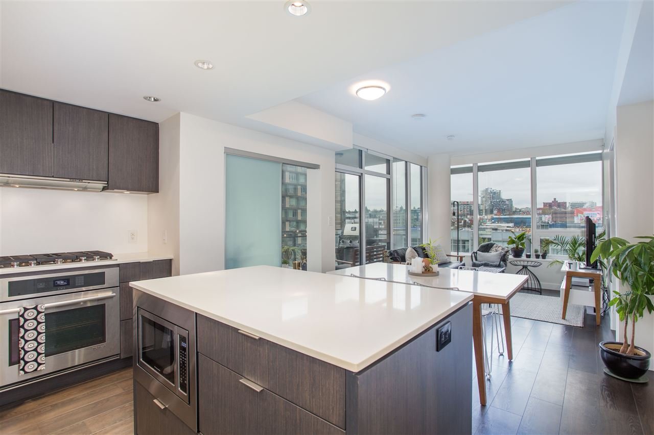 905A-111 E 1st Ave
