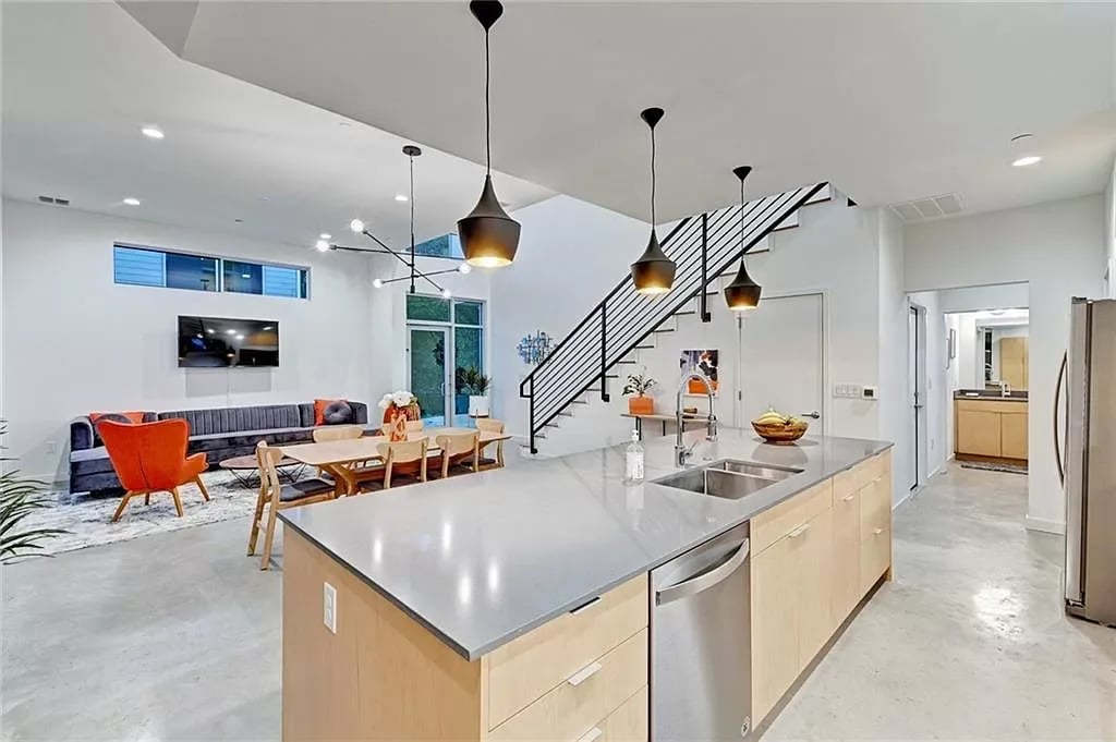3112 Clawson Rd