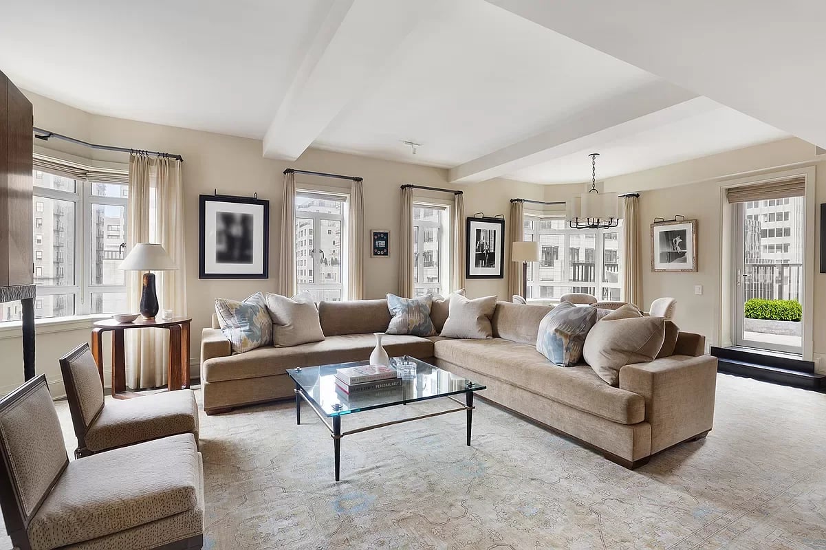 21 E 61st St., #11B