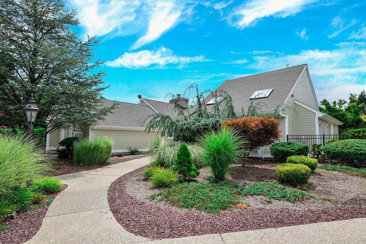 21 Whitman Lane