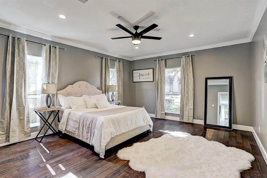 843 Ivy Wall Dr
