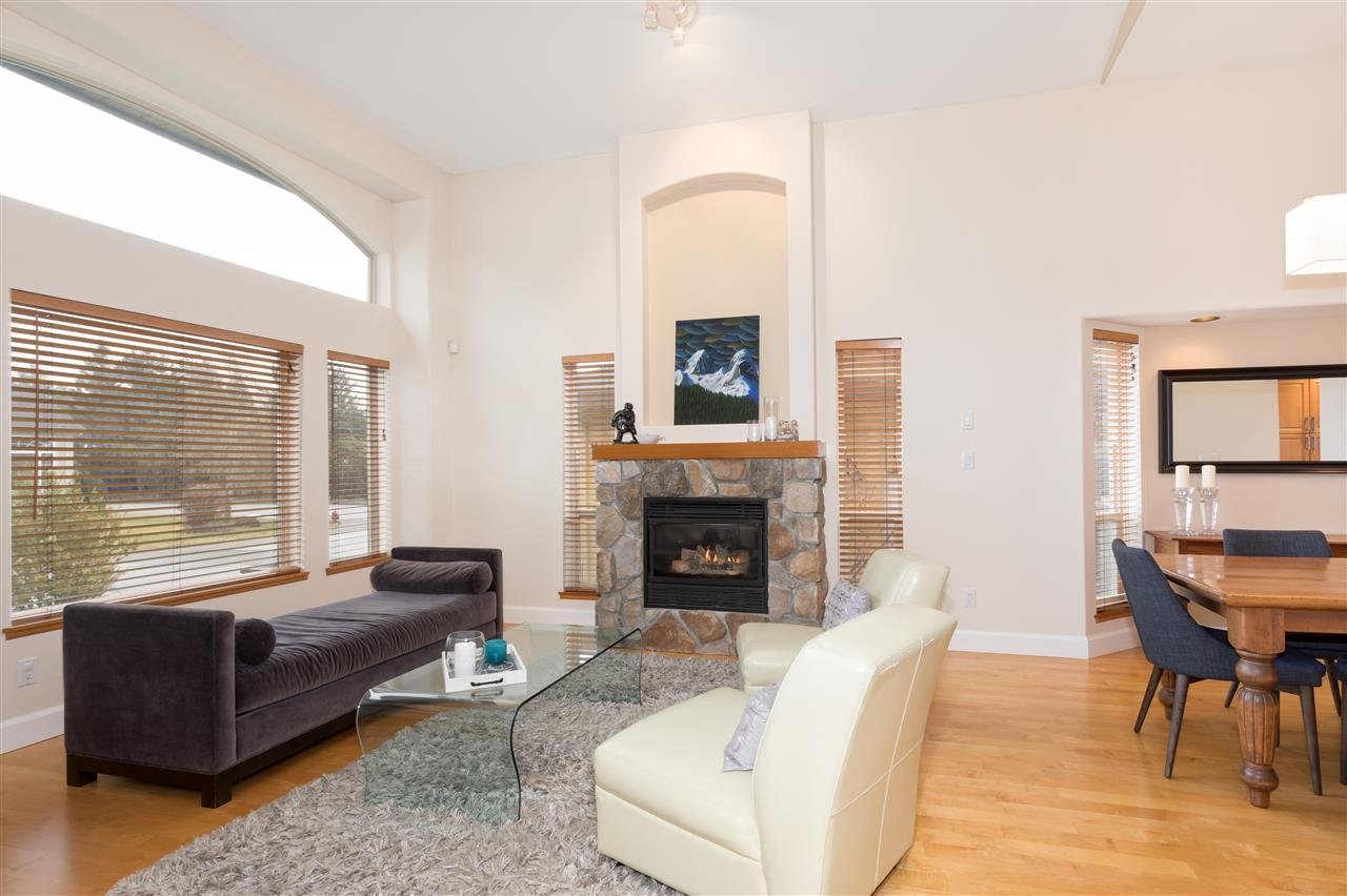 1022 Wenda Pl