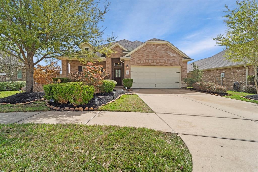 24006 RICHGLEN COURT