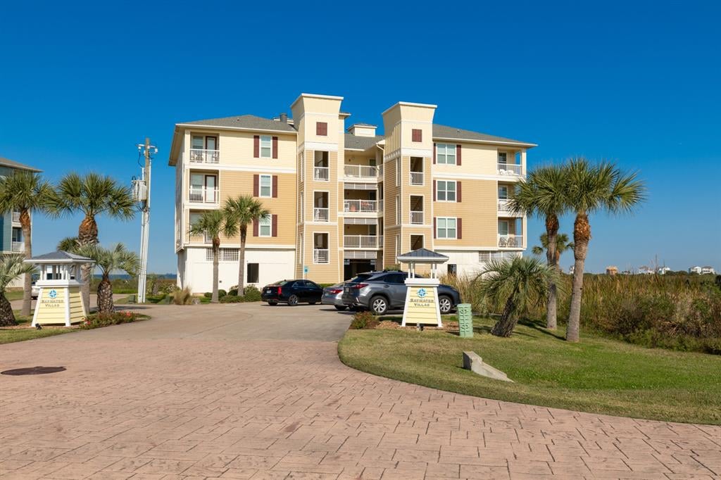 26560 Bay Water Dr #203