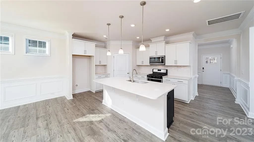 157 Fox Cove Rd
