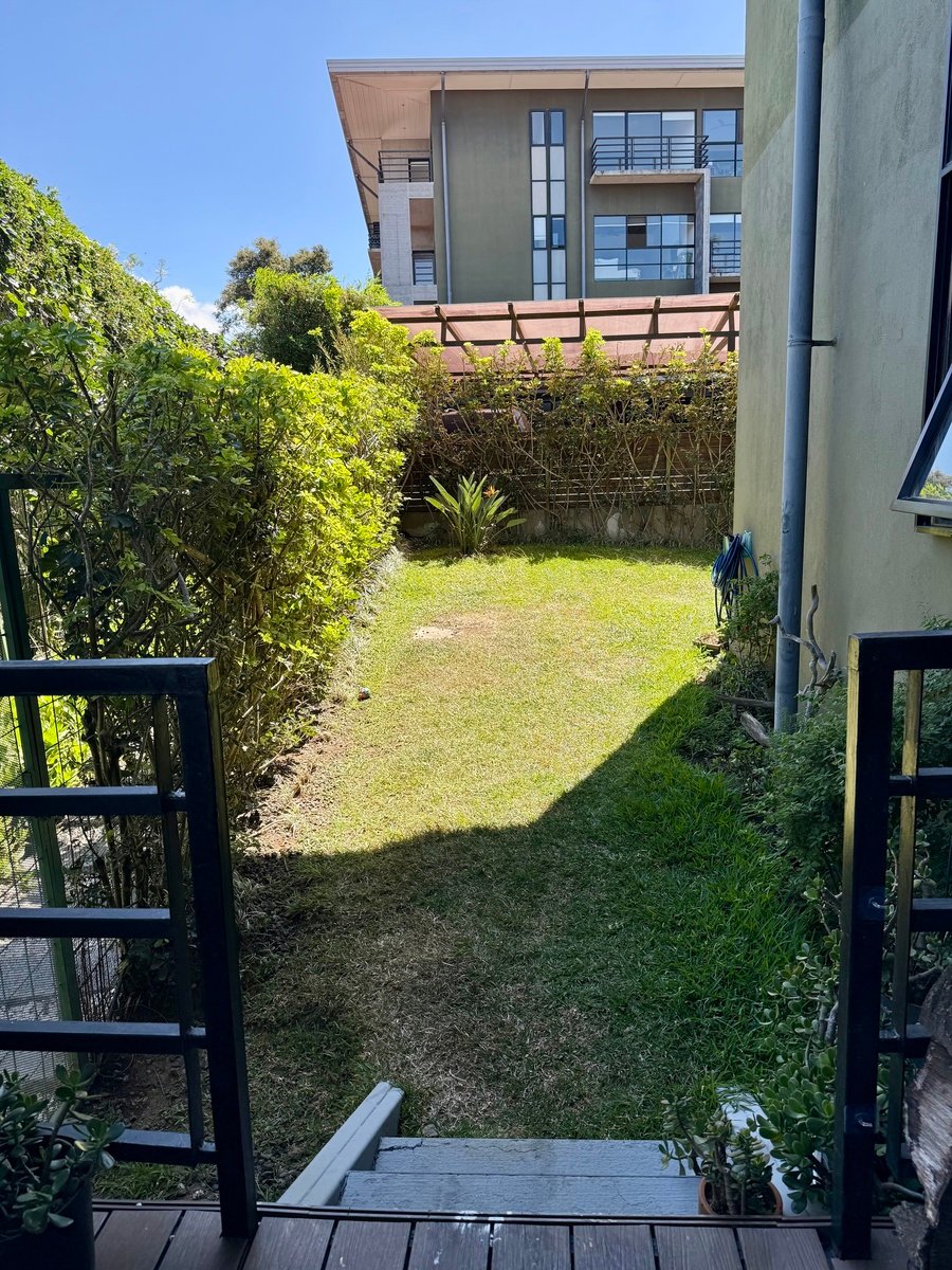 Garden Apartment Private Terrace, Santa Ana, San Jose