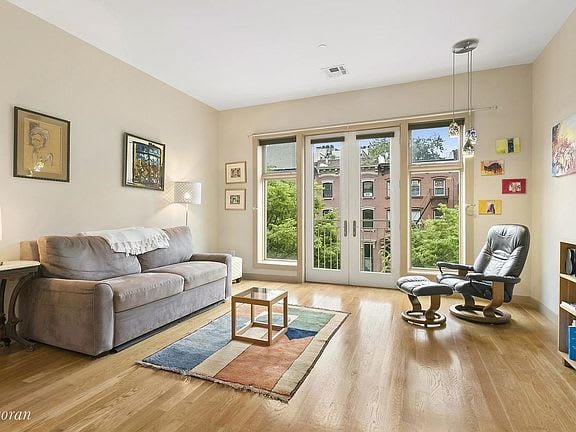 321 Greene Ave Apt: 3B