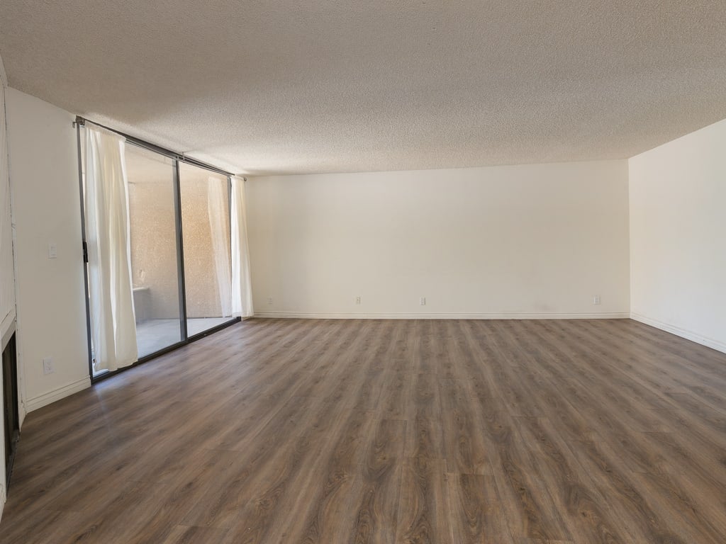16866 Kingsbury Street Unit: 203