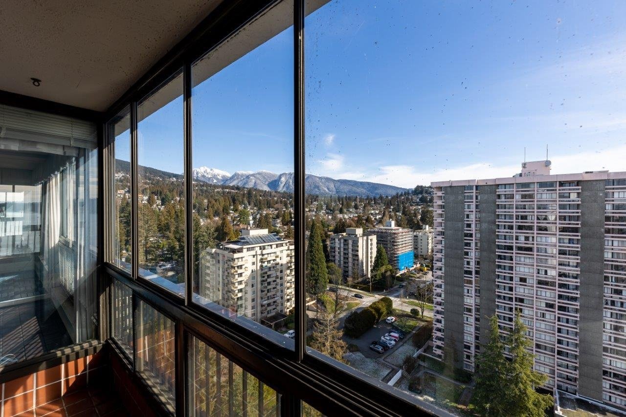 1701-650 16th Street, West Vancouver