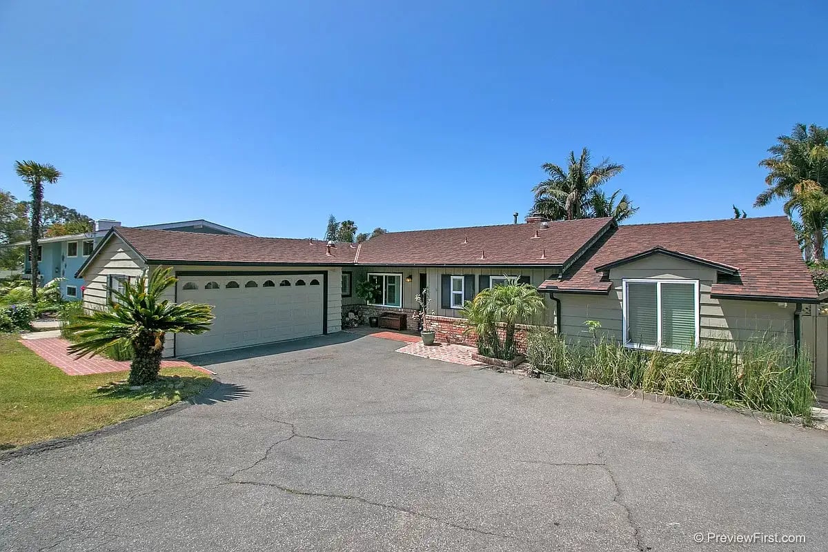 4065 Sunnyhill Dr