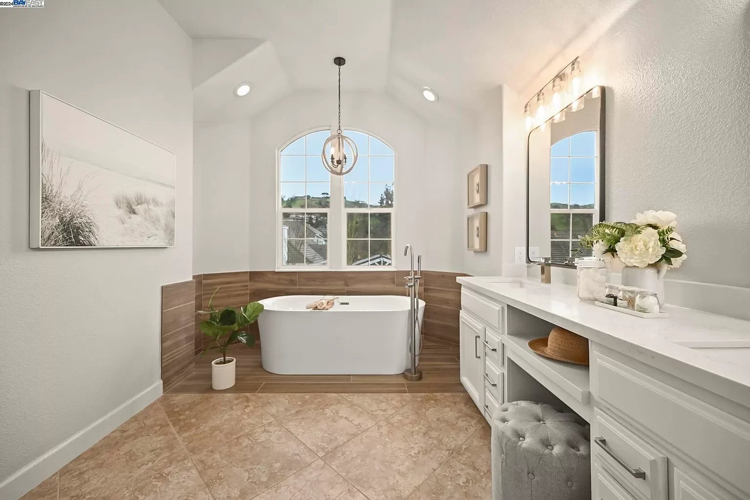 148 Lasata Ct