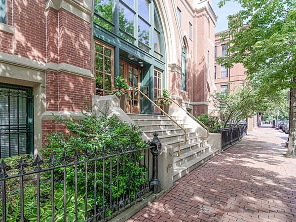 2 Clarendon St, #607