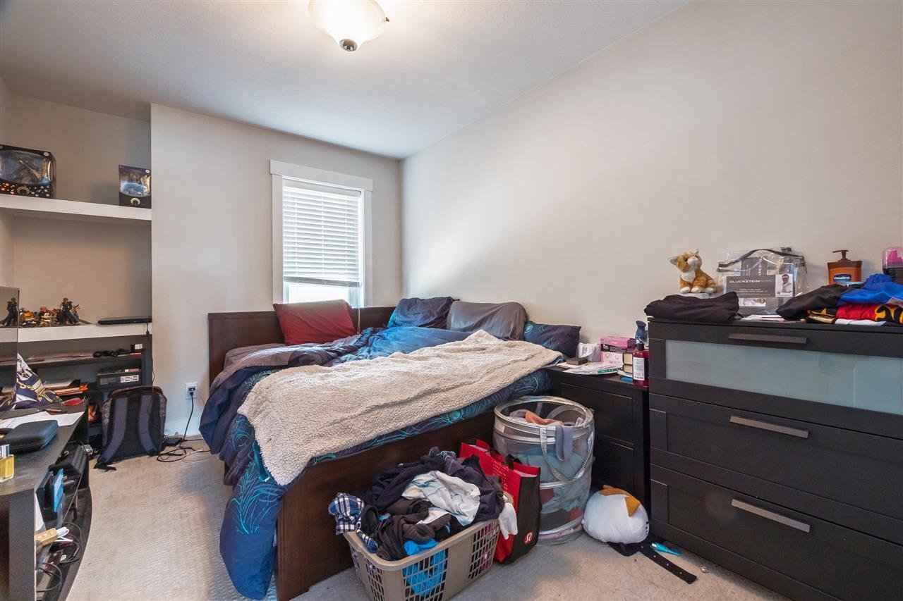 2259 165 St