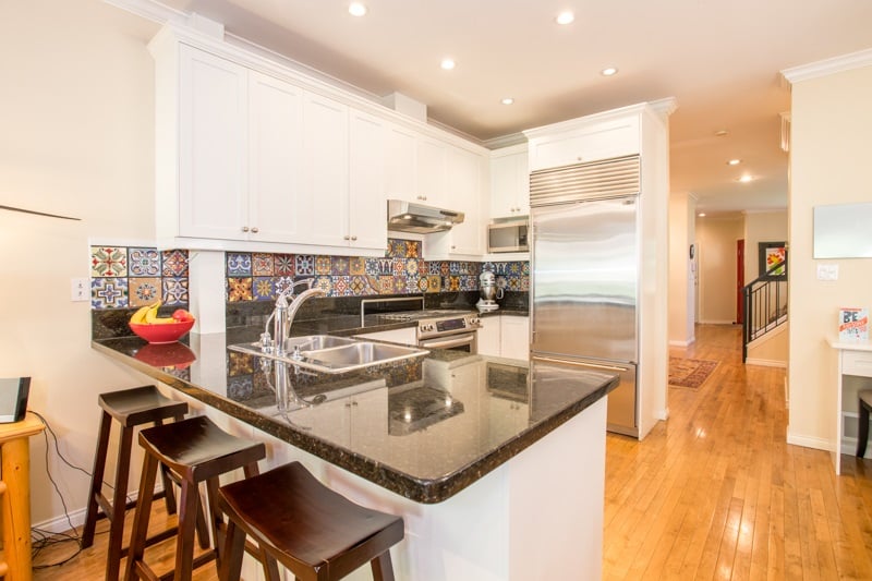 27B Glenmore Dr