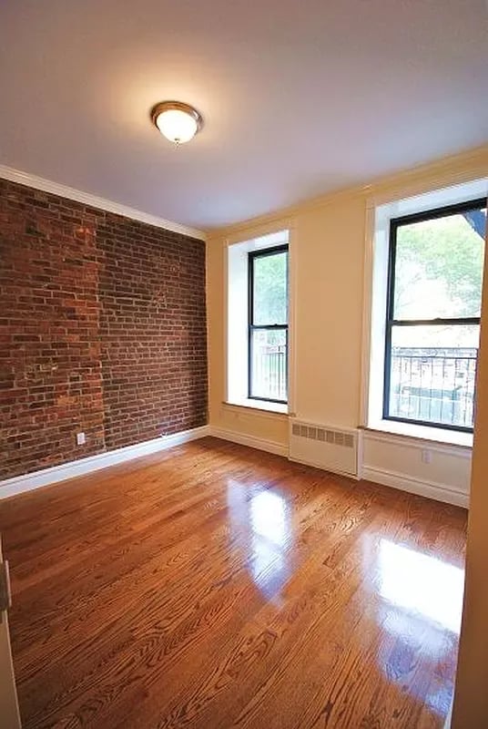 230 East 97th Unit: 4B