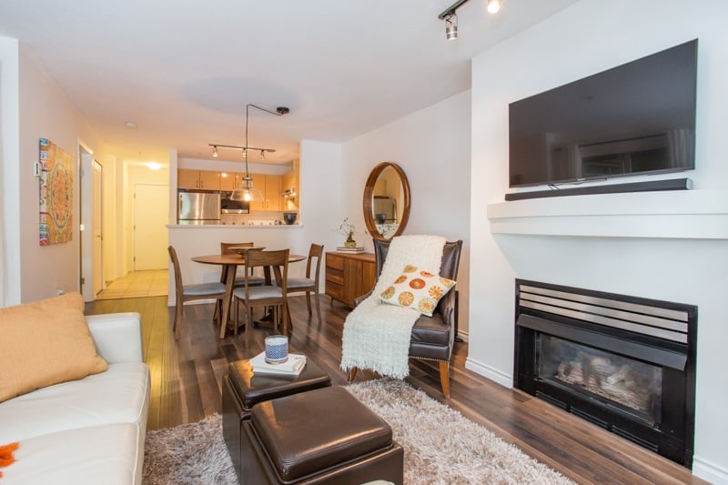 208-3083 W 4th Avenue, Vancouver