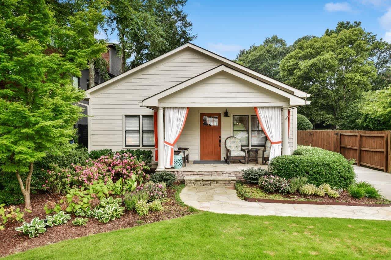 2484 Appalachee Dr NE