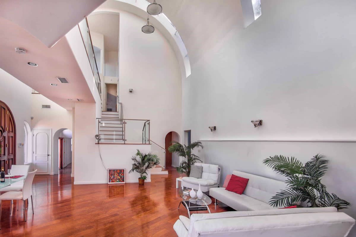 3637 Avenida Del Sol
