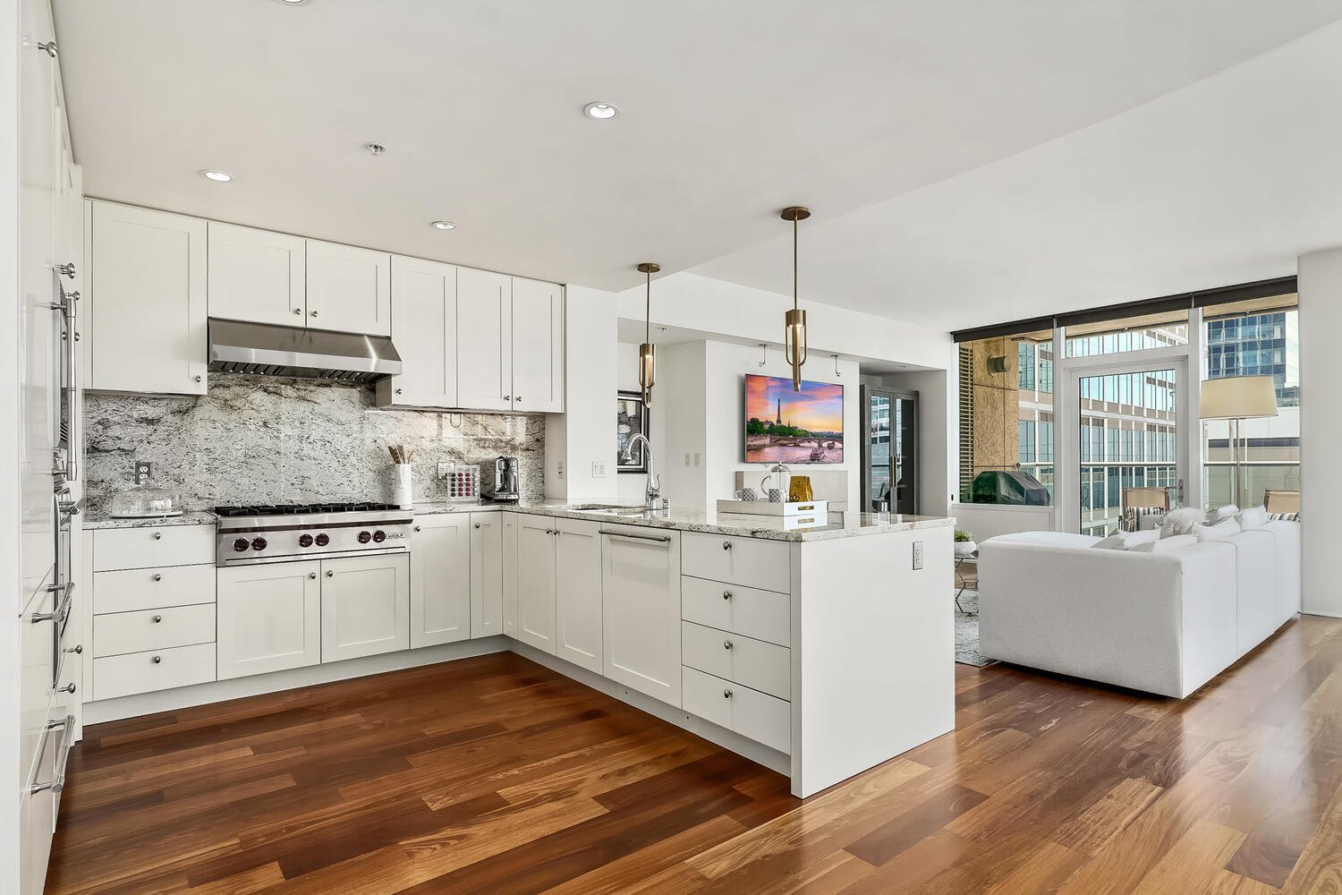 500 106th Avenue NE, Unit 601