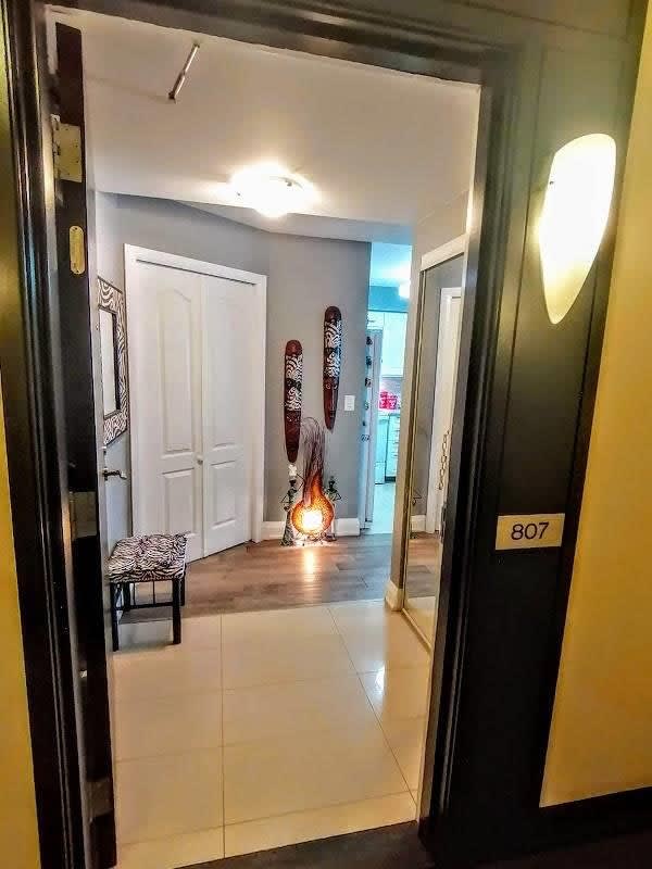 30 North Park Rd Unit: 807