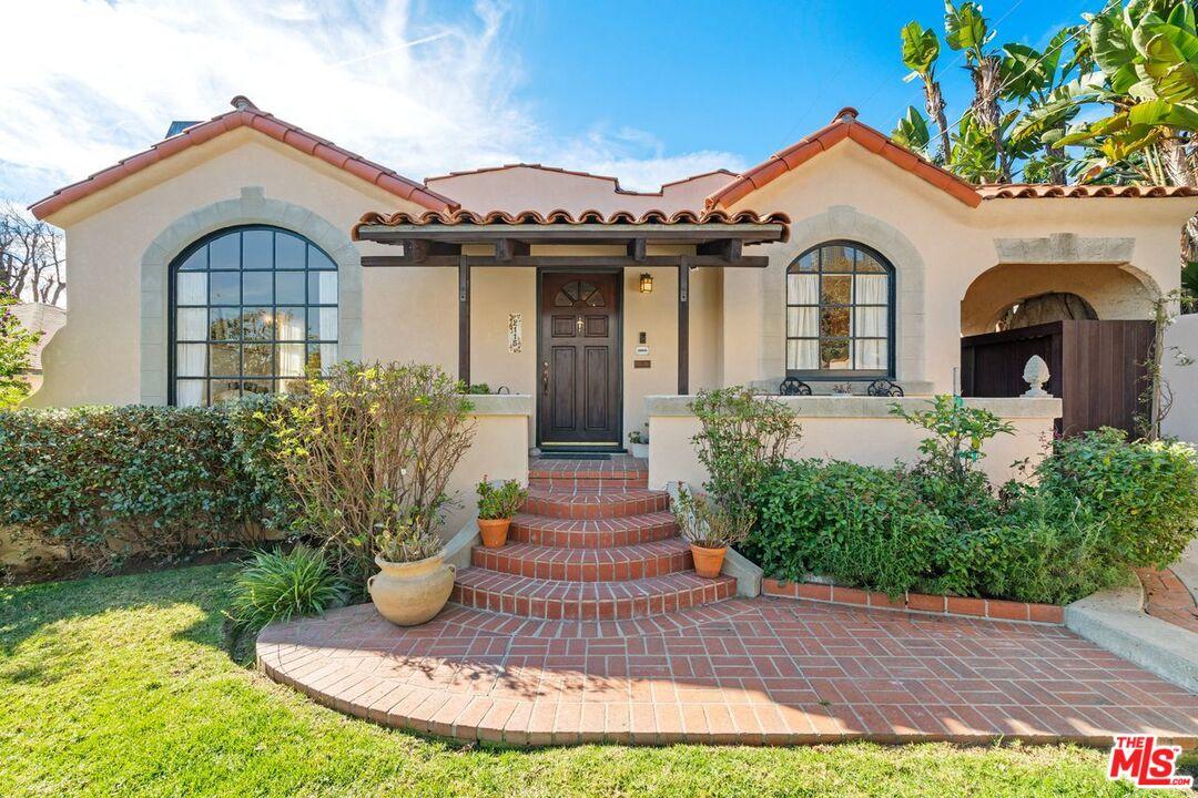 2115 KERWOOD AVE