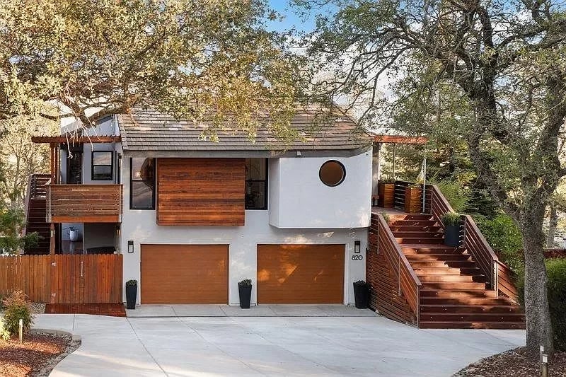 820 Brown Dr