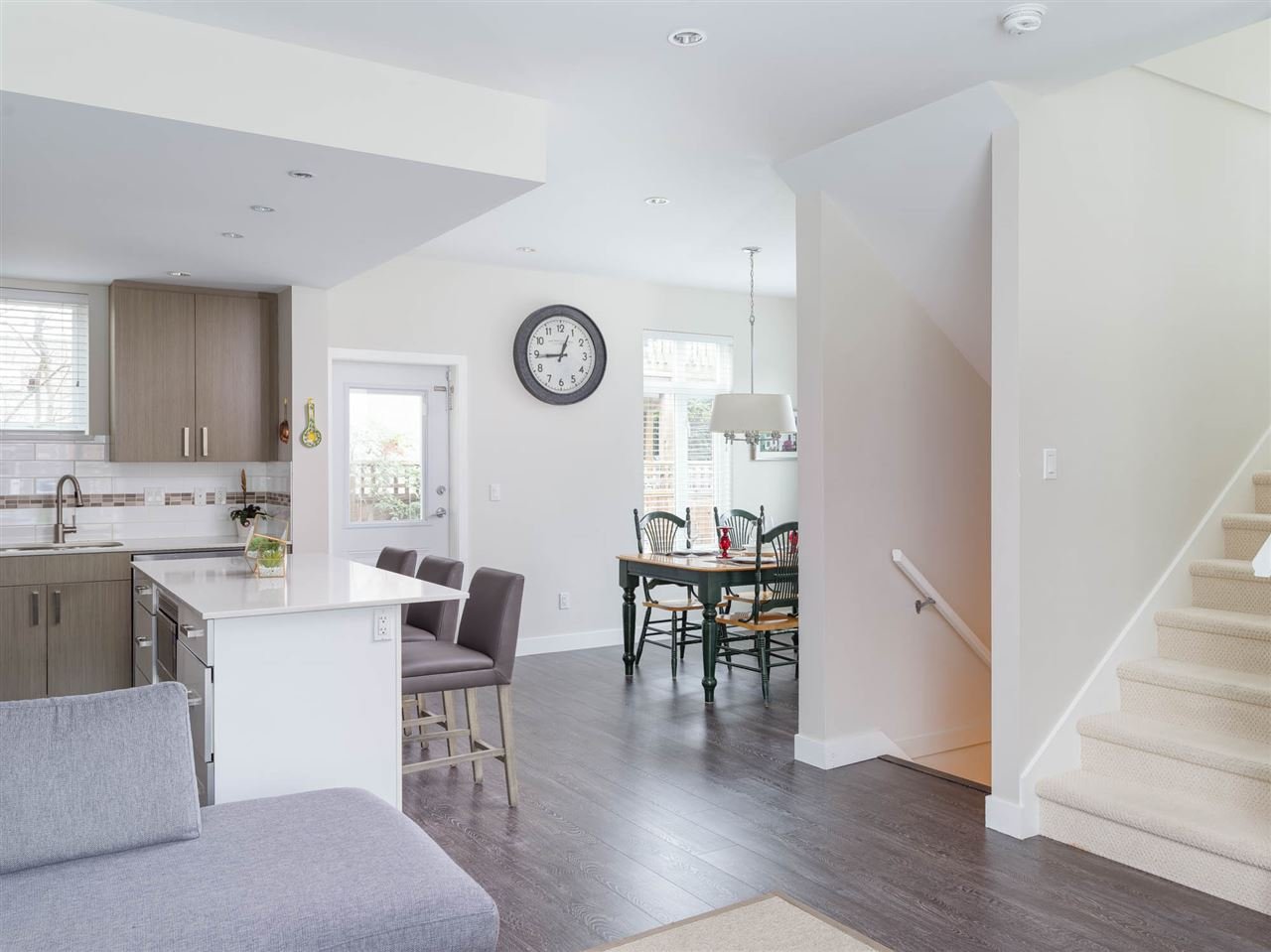 205 W 19th St