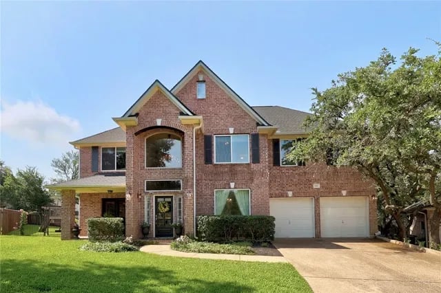 8101 Amelia Cove