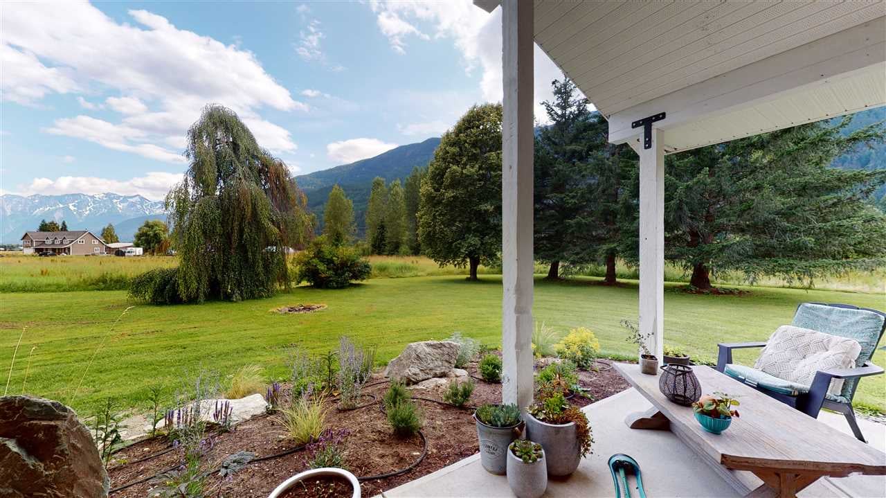 8354 Pemberton Meadows Rd