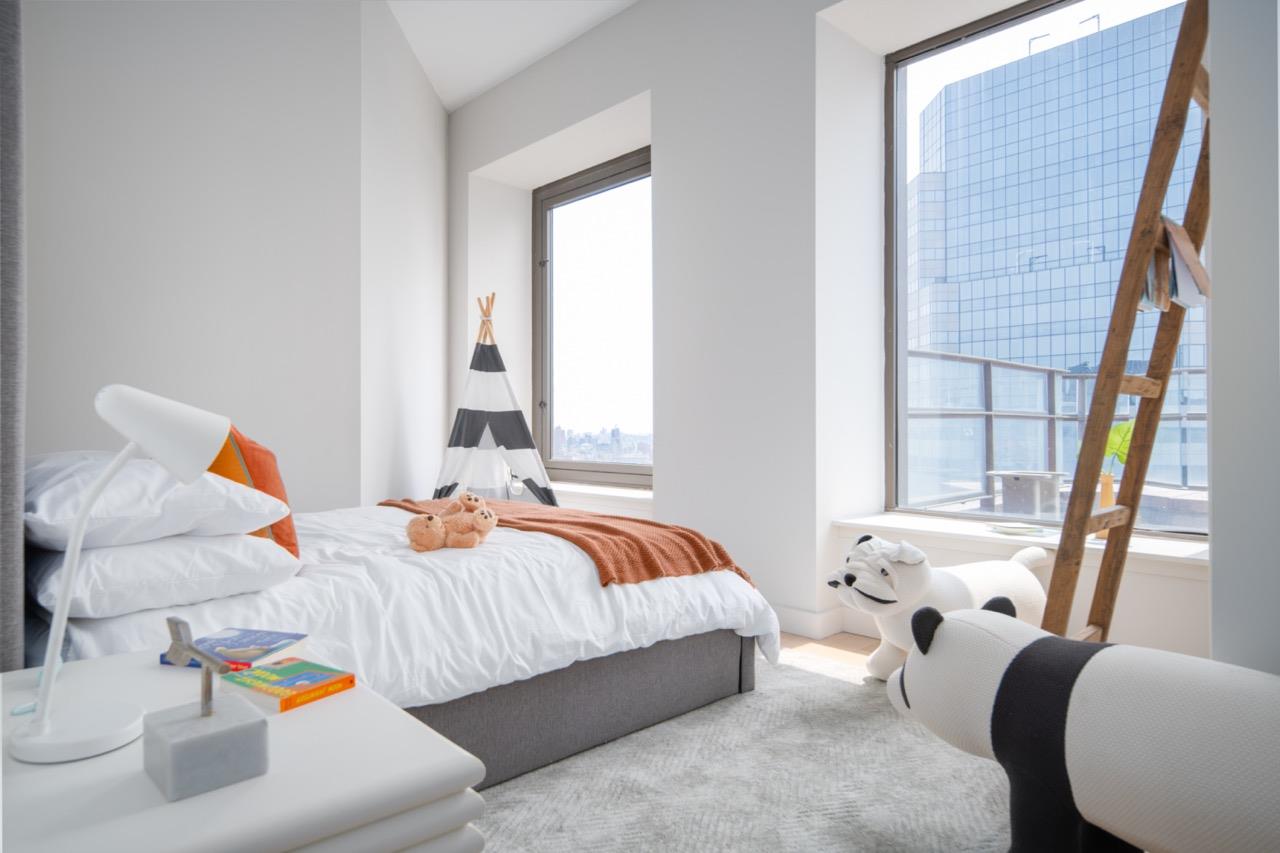 75 Wall Street, Apt 37-C