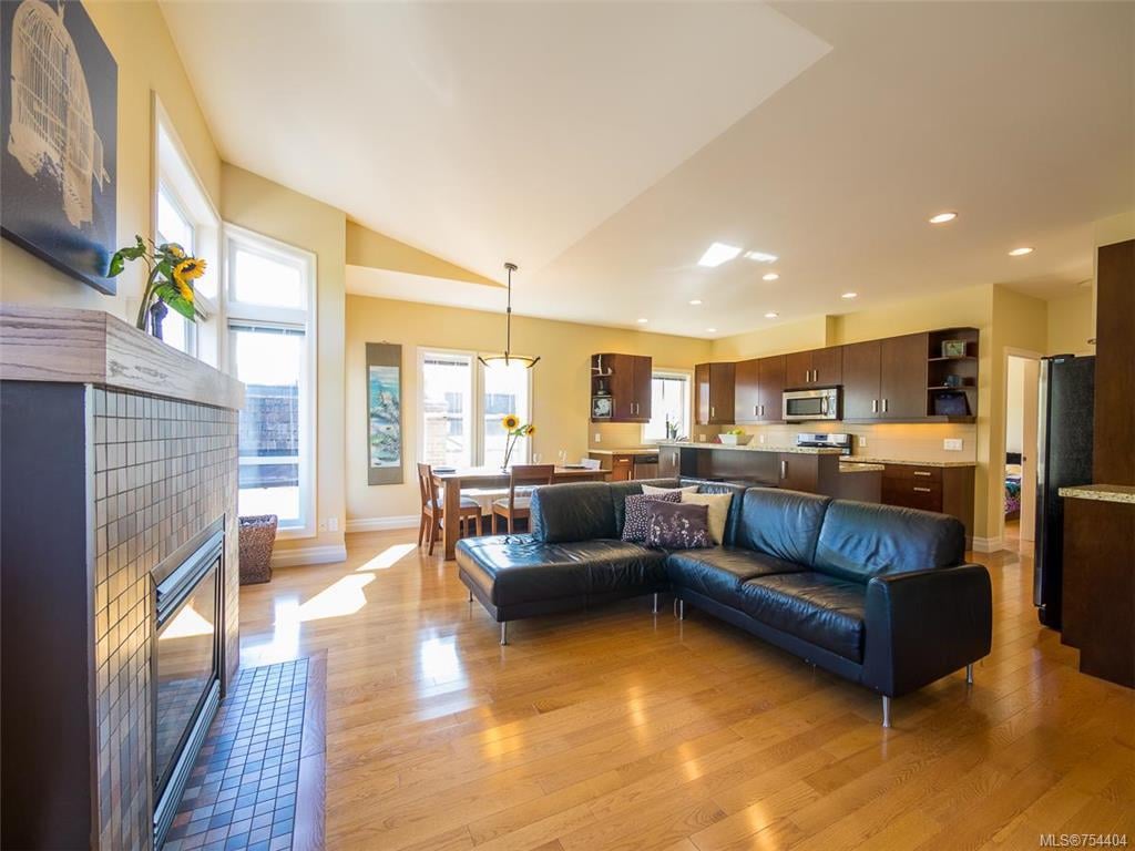 1-1827 Fairfield Rd