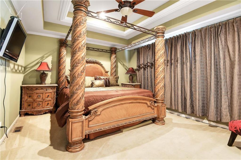 581 N Evergreen Street