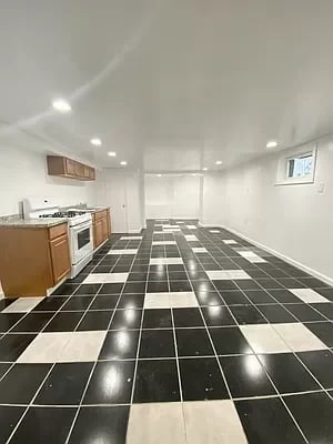 1882 Troy Avenue Unit: 1