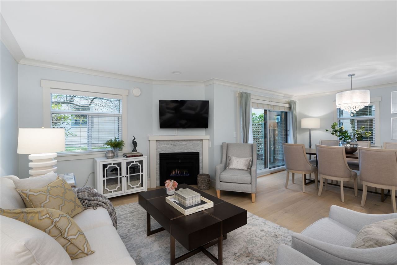 38-889 Tobruck Avenue, North Vancouver
