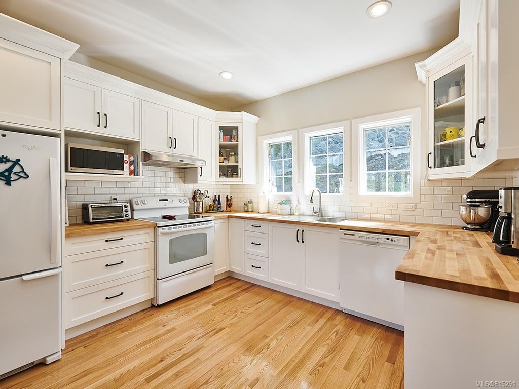5-1027 Belmont Ave