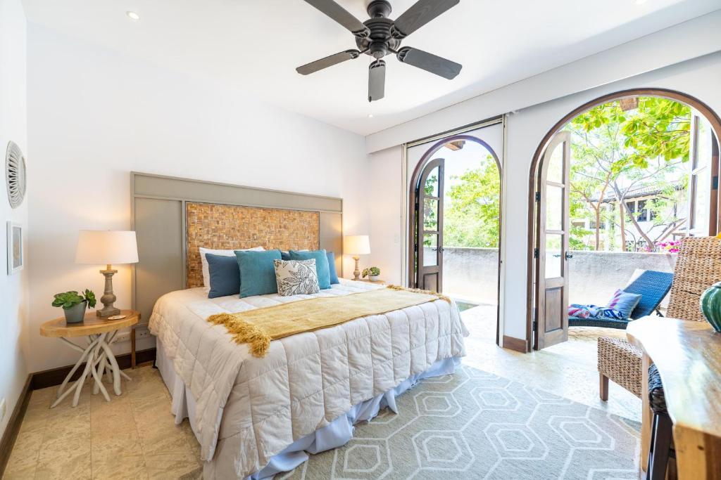 Plaza Flat with Splash Pool, Flamingo, Guanacaste