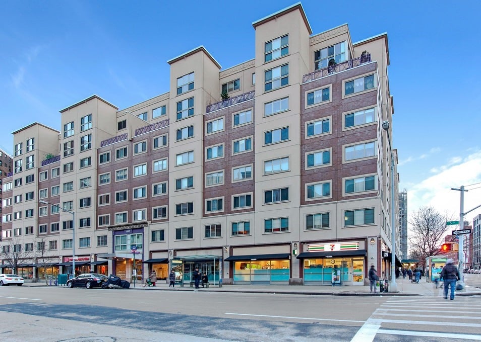 1400 Fifth Ave, Apt 7B