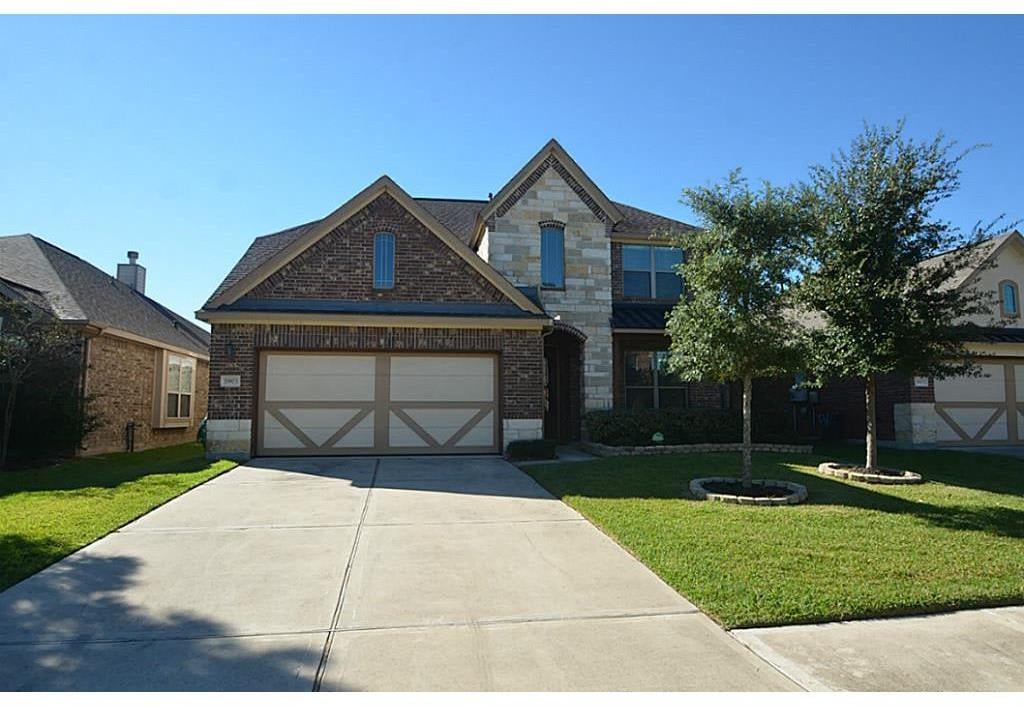 19803 Amber Village Ln