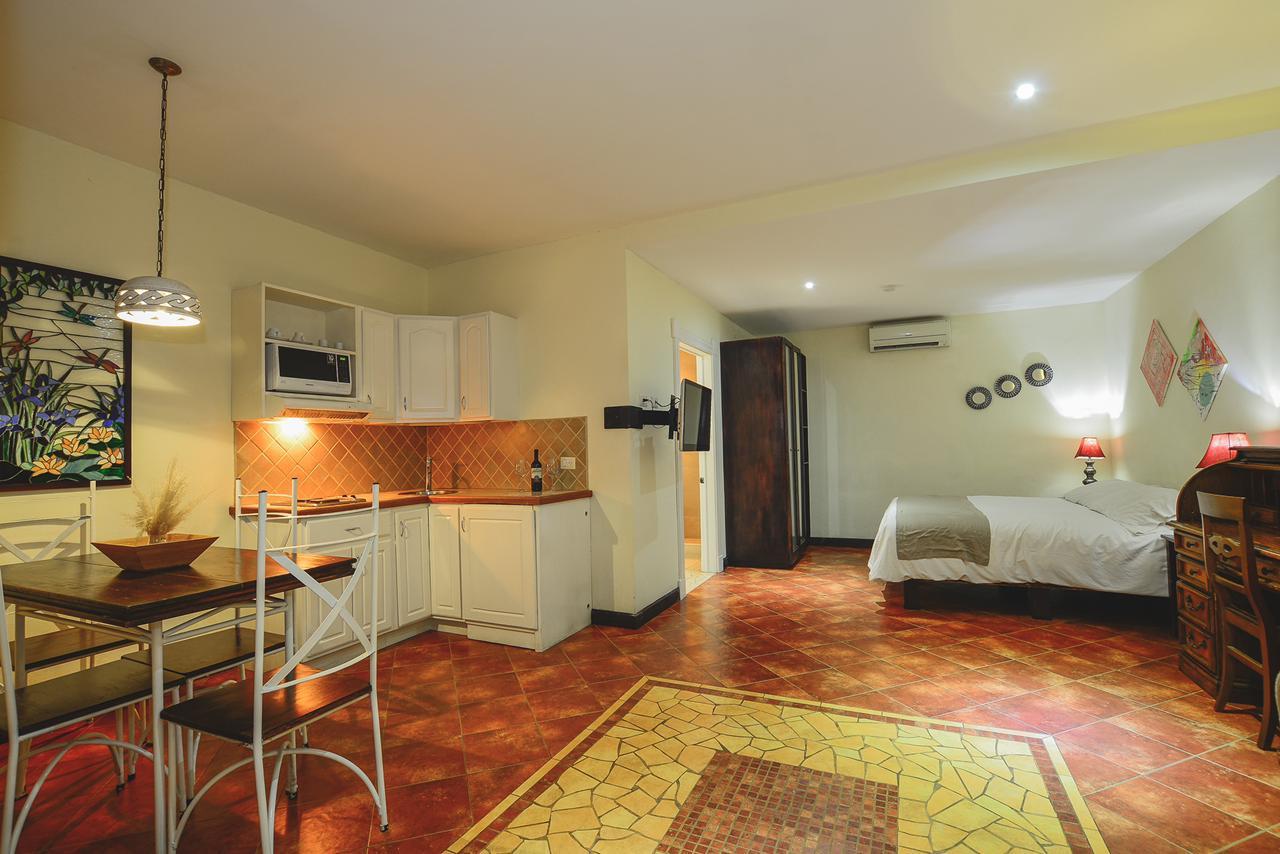 Chalet Style Boutique Hotel, Santa Ana, San Jose